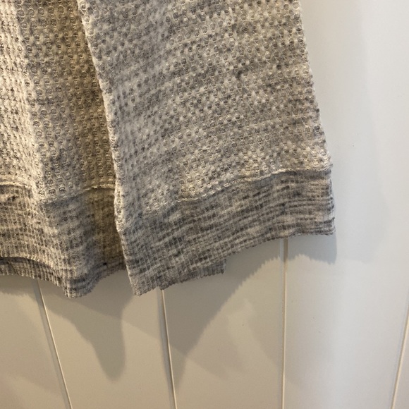 Long Sleeve Thermal - Picture 2 of 2